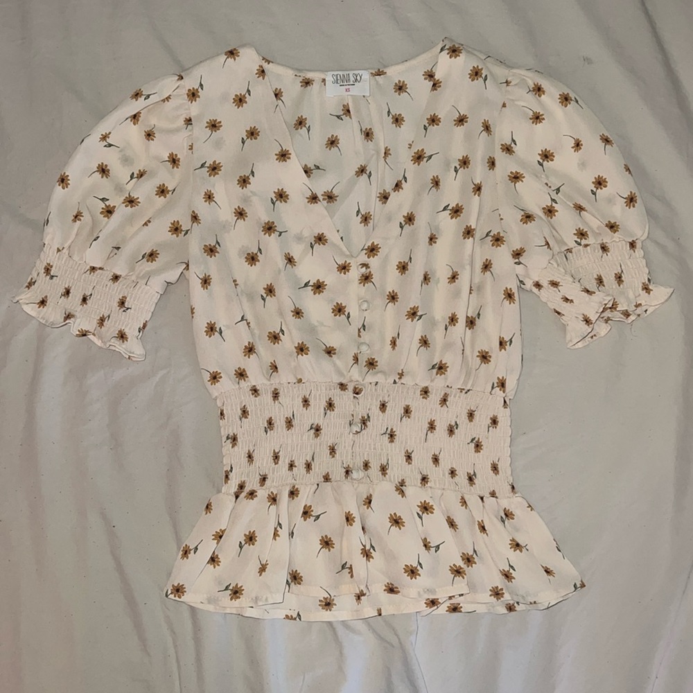 Sienna Sky XS sunflower blouse — NEVER WORN!